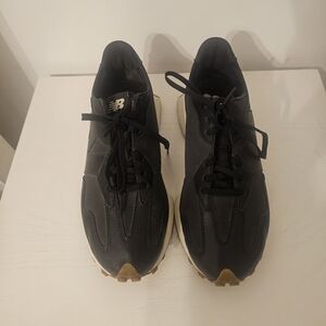 Black New Balance Sneakers